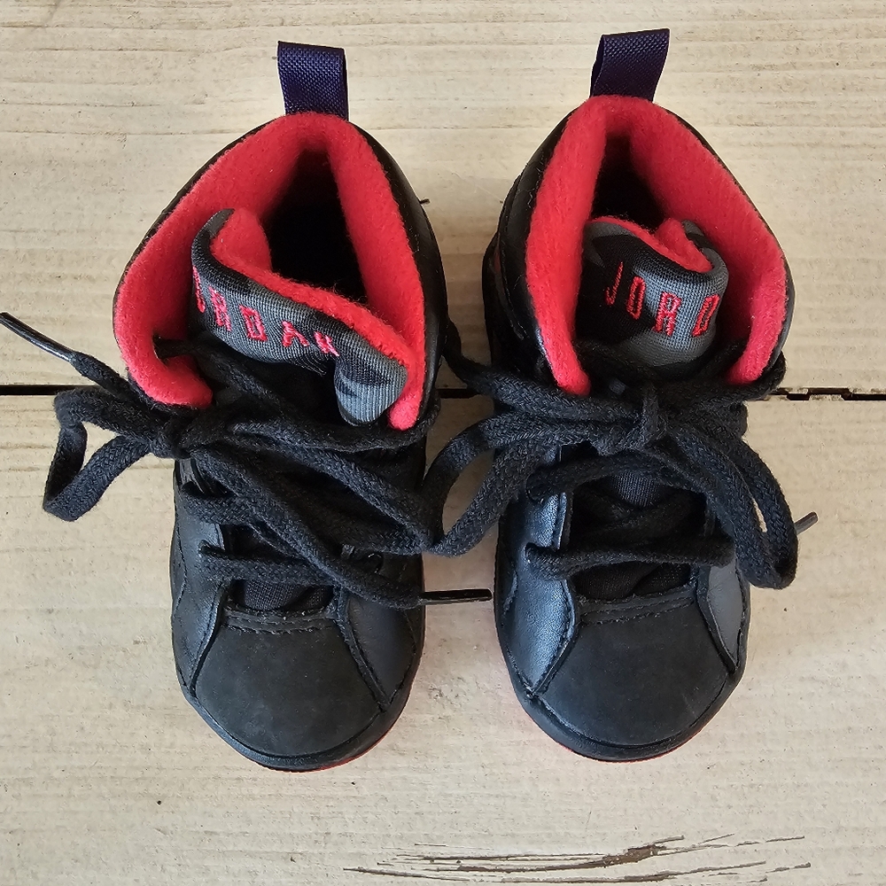 Vintage 1992 Nike Baby Air Jordans VII black/tru red colorway in size 5.5 - Picture 3 of 14